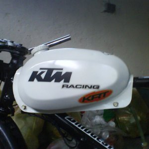 KTM BlackBuLL.jpg