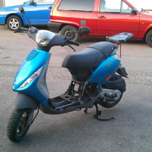 Piaggio ZIP C25 II.jpg