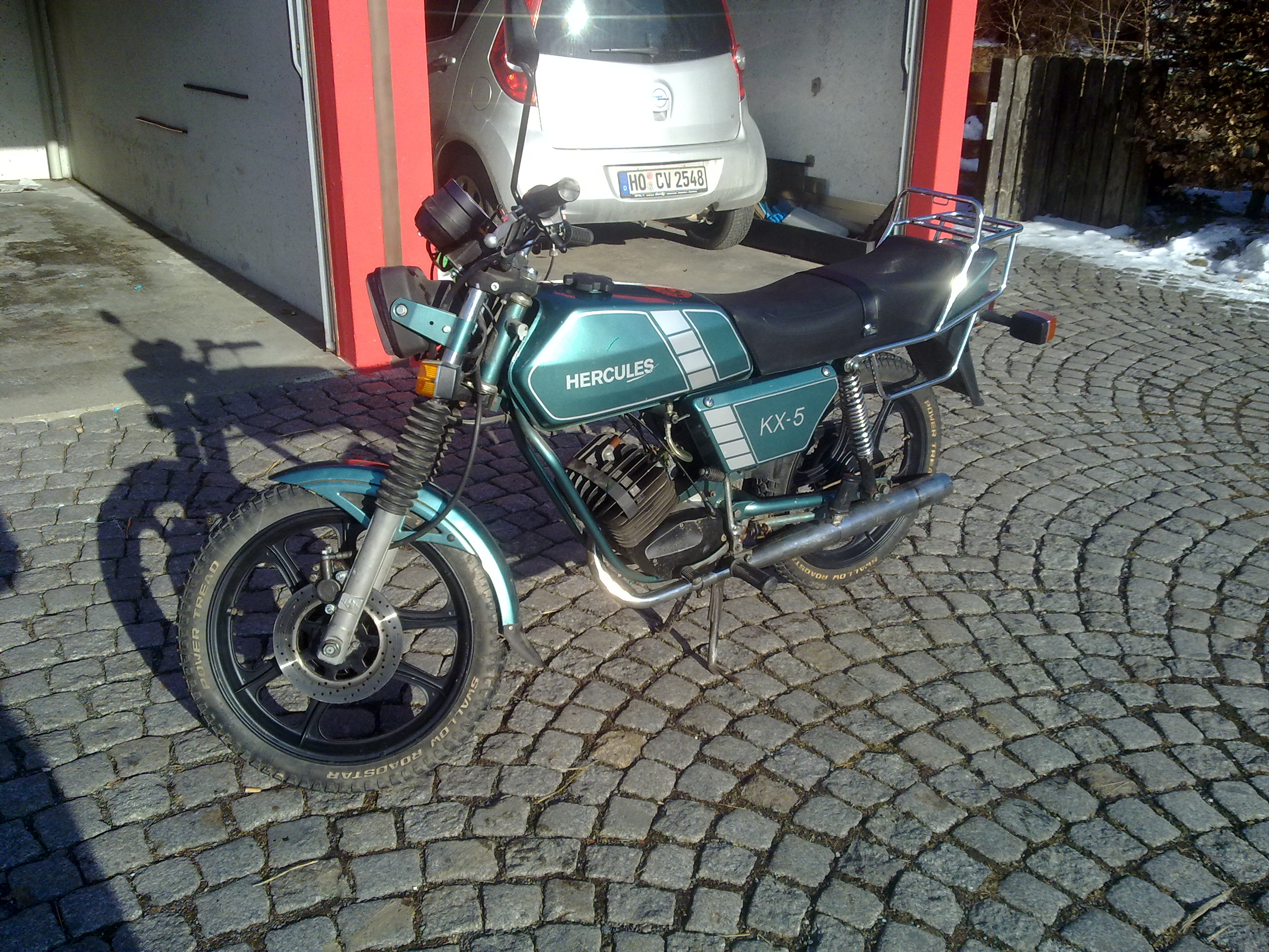 25022011700.jpg