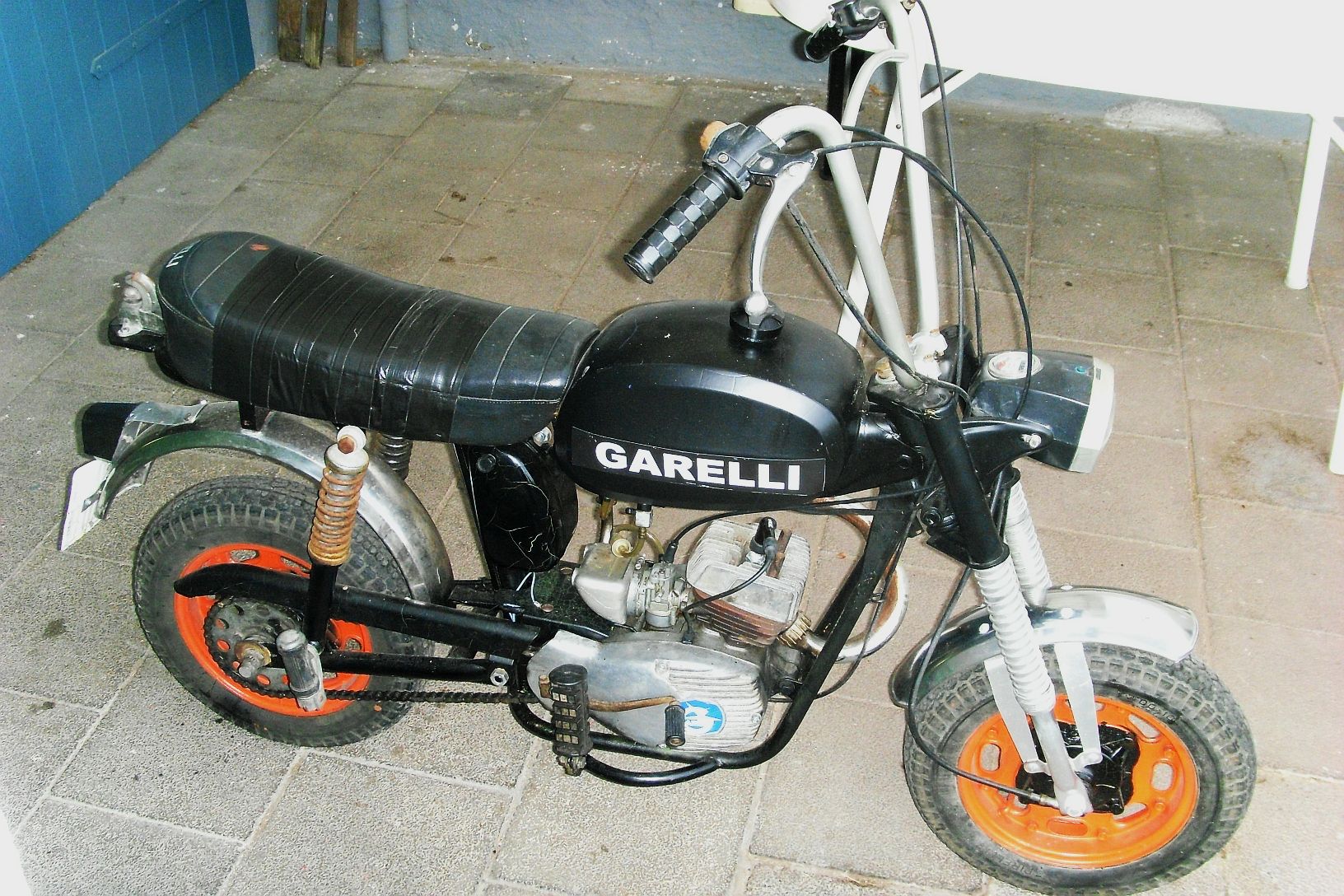 Bonanza 40SK vorm Restaurieren Ende 2009.jpg