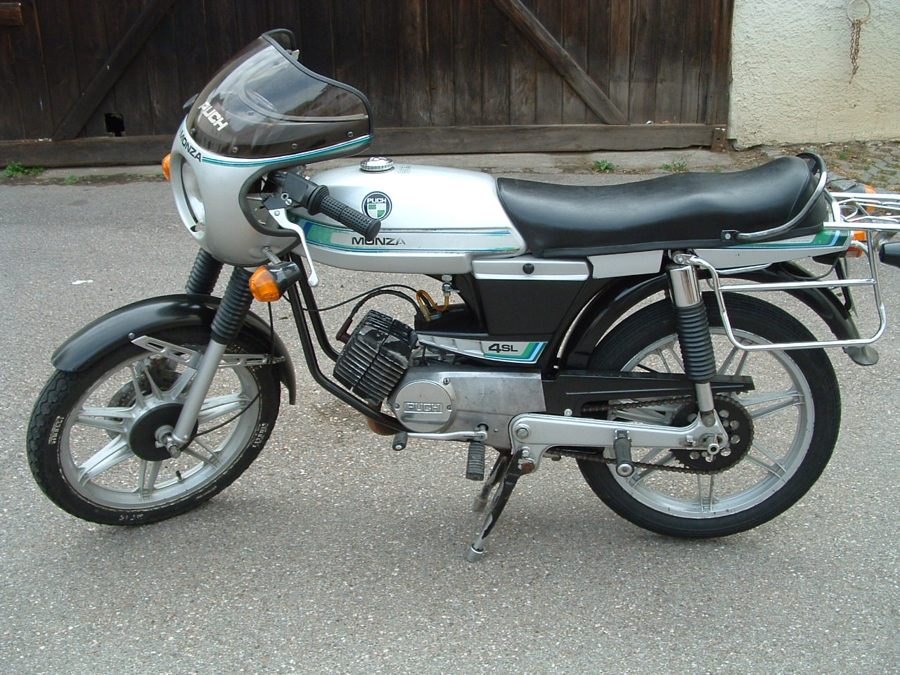 DSCF0001.jpg