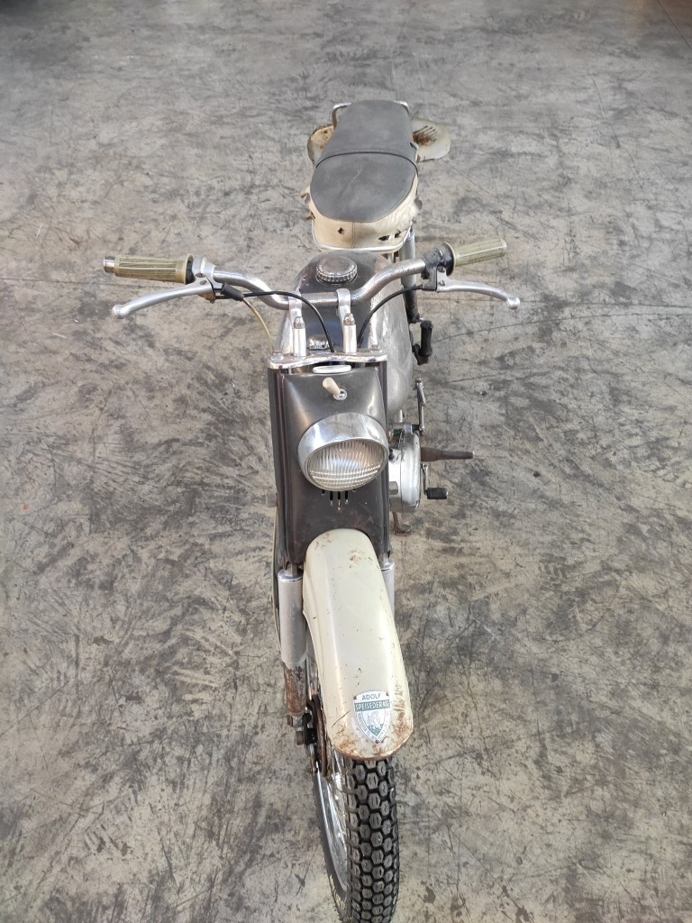 Hercules 220 KF4 Bj. 1965.jpg