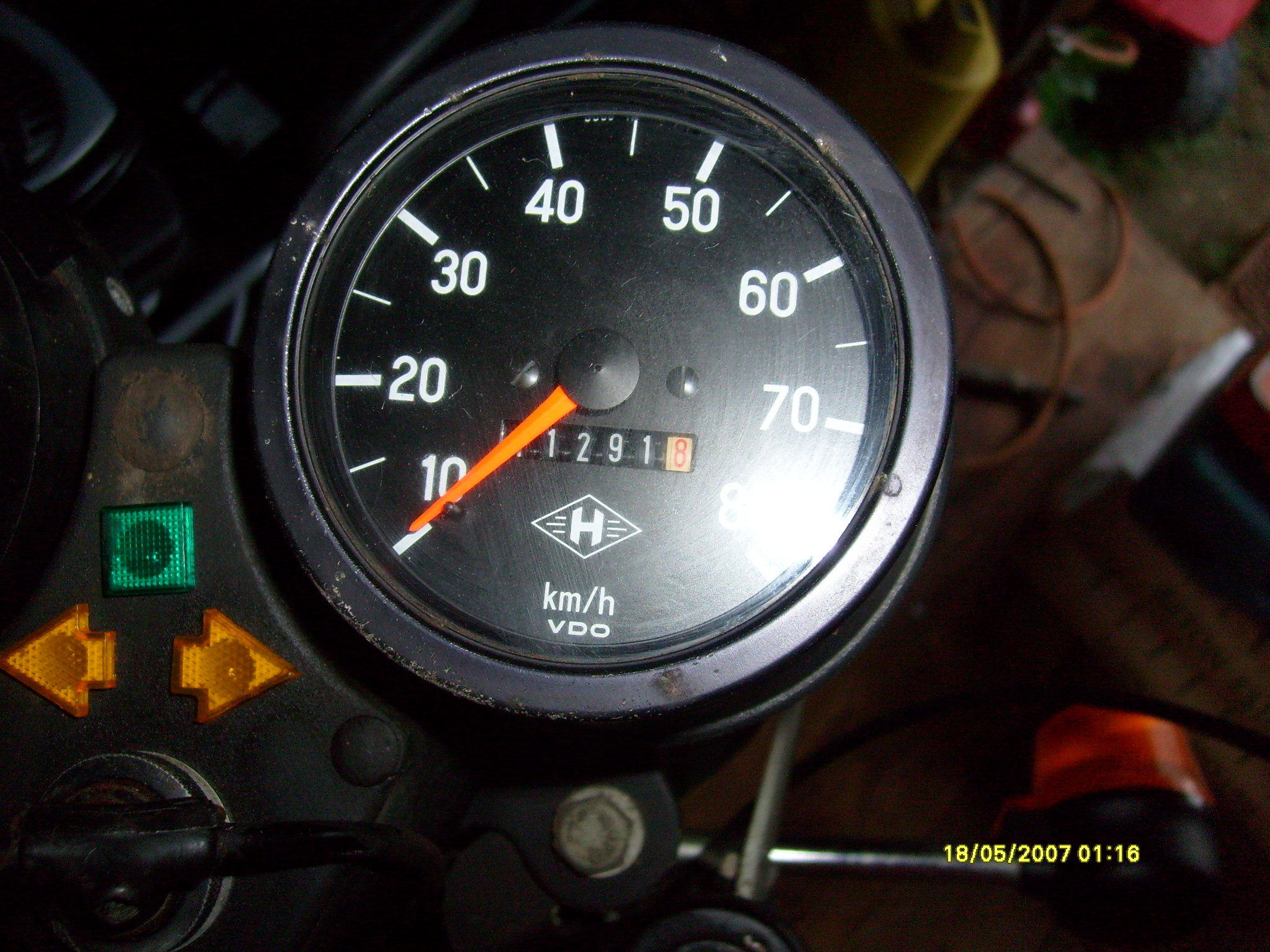S7304399 Tacho 11300km.jpg