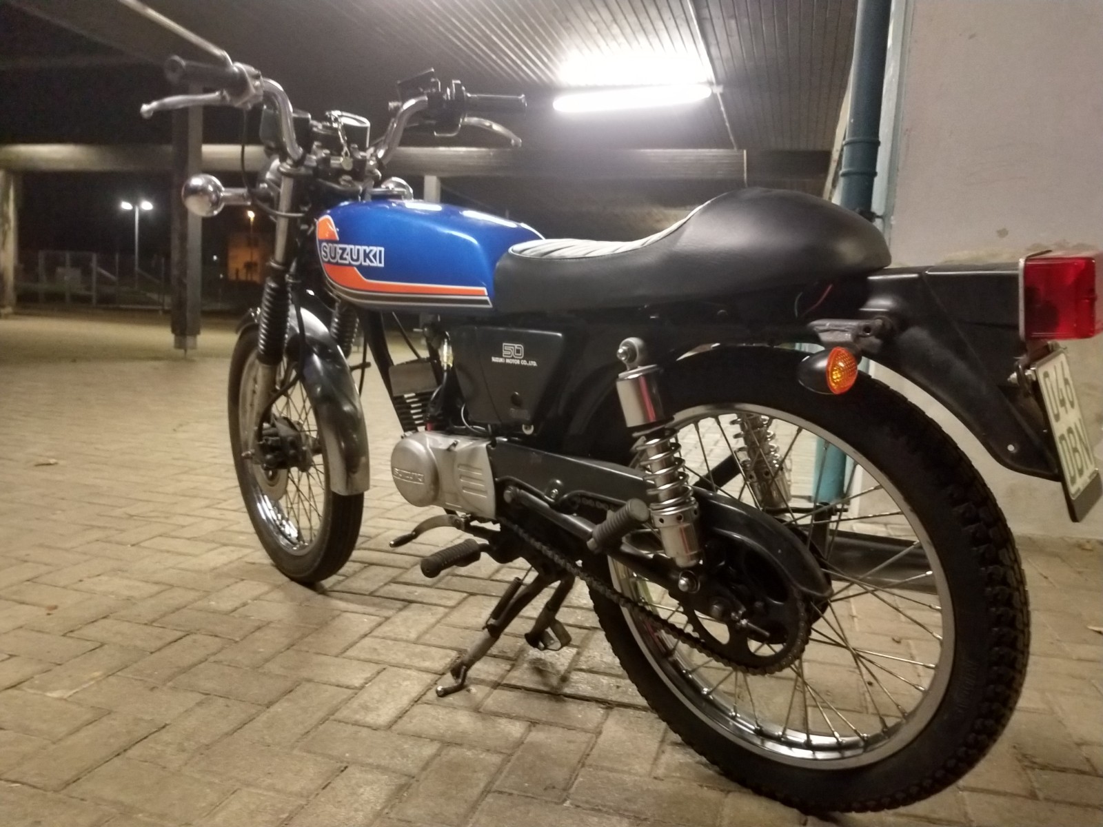 Suzuki GT 50 1979 links