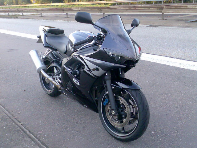 Yamaha YZF R6.jpg