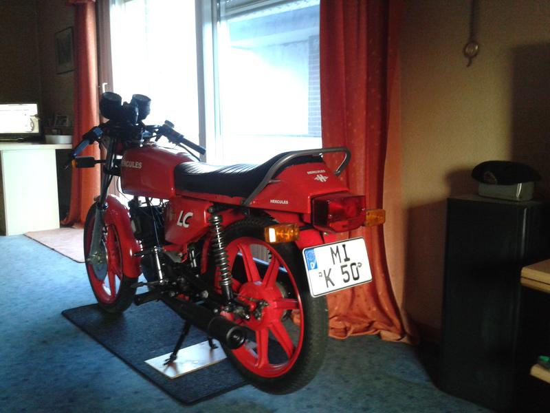 32562610vn.jpg