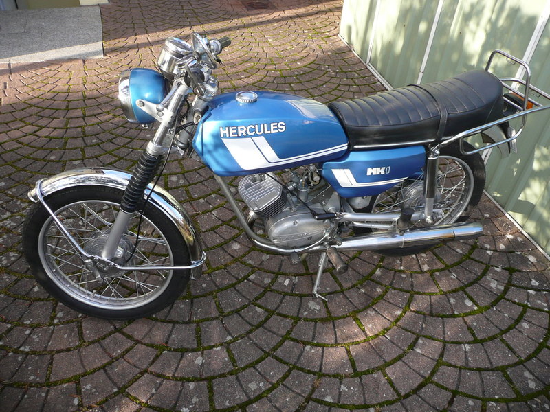 9593810xdp.jpg