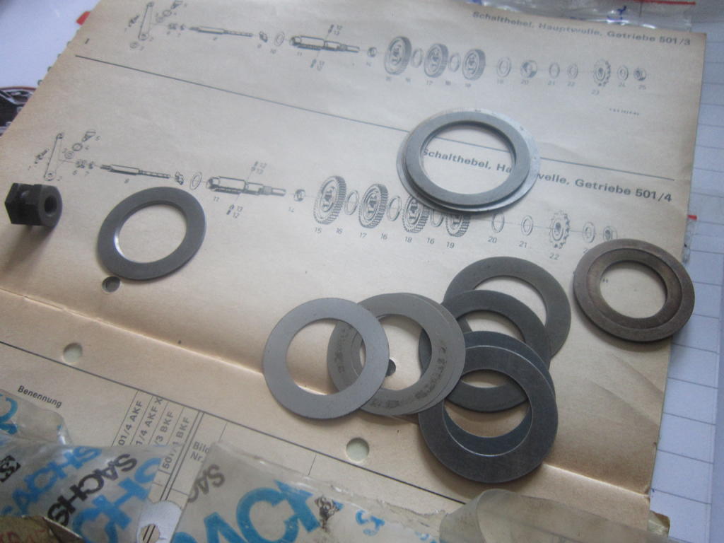 33812577rc.jpg