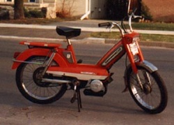Peugeot103 rot.jpg