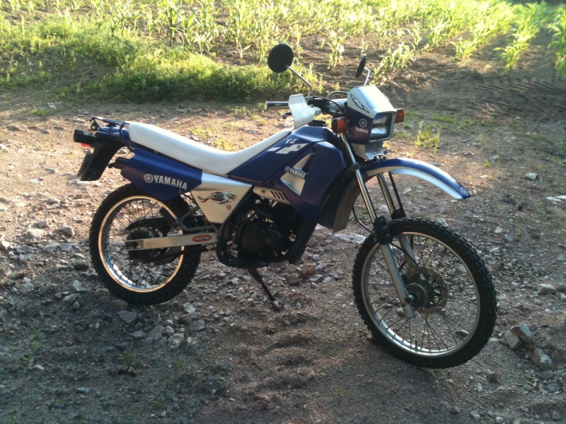 Datei:Yamaha-DT-50-R-neu-lackiert.jpg